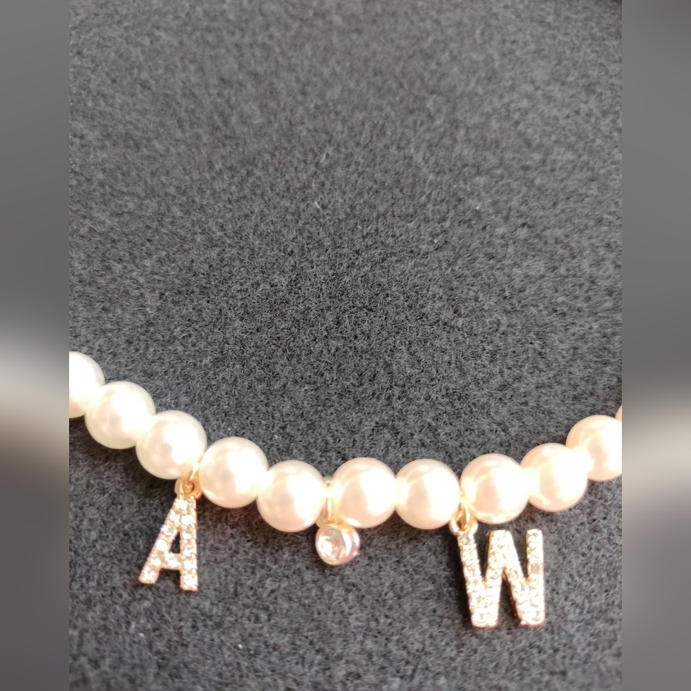 SOLD - Necklace, pearl beads